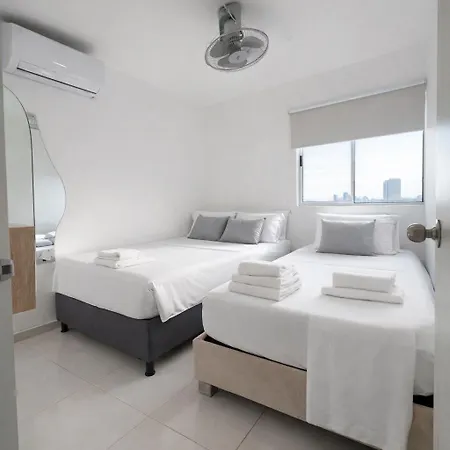 Torre Prime Con Piscina Y Vistas Al Centro Histórico